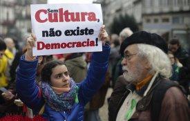 Plataforma exige outra política para a Cultura