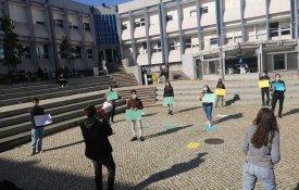 Estudantes do ISCTE exigem «espaço para comer, dormir e estudar»
