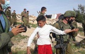 Forças israelitas prenderam 230 menores palestinianos desde Janeiro