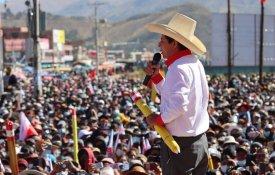 Pedro Castillo apela à unidade «sem vencedores nem derrotados» no Peru