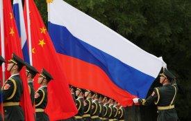 China e Rússia prolongam tratado de boa vizinhança e cooperação