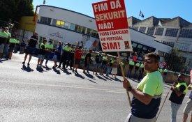 Trabalhadores da Saint-Gobain vão realizar marcha até ao Ministério da Economia