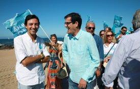 Movimento de Rui Moreira comete várias ilegalidades nas freguesias do Porto
