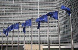 Bruxelas volta a criticar salário mínimo