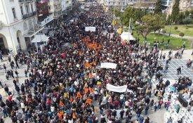 Enormes manifestações na Grécia contra o «crime» na ferrovia