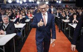 PCP acusa Moedas de violar regimento municipal
