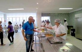 Uniself desconta dias trabalhados depois de ganhar concurso