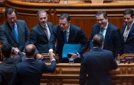 Dinheiro que podia ir para as funções sociais do Estado vai ser usado para a guerra