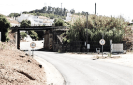 Utentes de Santiago do Cacém exigem conclusão da obra na EN261 