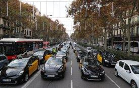 Greves em Espanha: taxistas paralisam Catalunha e médicos o país todo