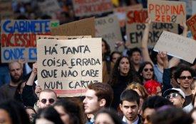 Como a vida está já fácil, reitoria da NOVA quer aumentar o preço da refeição social