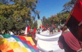 Chilenos marcham pela paz e contra as agressões norte-americanas