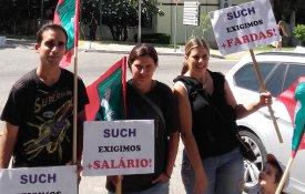 Trabalhadores do Centro Hospitalar do Algarve em protesto