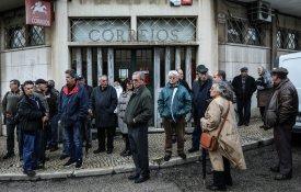 População não abdica dos CTT