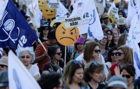 Sindicatos de professores vão formalizar greves em cada um dos distritos do país