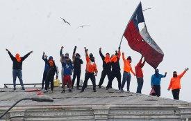 Estivadores chilenos «mais radicalizados» após violenta intervenção policial