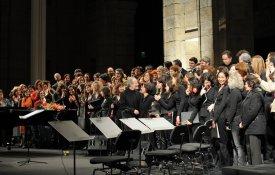 Cinquenta anos a intervir pela música