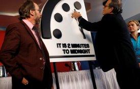 A dois minutos da meia-noite