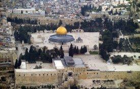 Três palestinianos e dois polícias mortos num tiroteio em Jerusalém