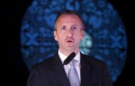 Sérgio Monteiro recebe meio milhão para dar Novo Banco a fundo abutre