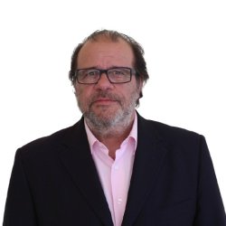 Aníbal C. Pires