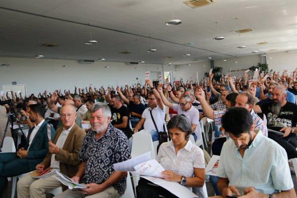 <p>Centenas de delegados, dirigente e activistas participaram na 5.ª Conferência Sindical do Sindicato dos Trabalhadores da Administração Local (STAL/CGTP-IN), reafirmando a necessidade de acentuar a «acção reivindicativa contra o agravamento da exploração e das injustiças, e em prol de mais direitos, melhores salários, valorização das carreiras e profissões, e do investimento nos Serviços Públicos». Tentúgal, Coimbra, 25 de Setembro de 2026&nbsp;</p>