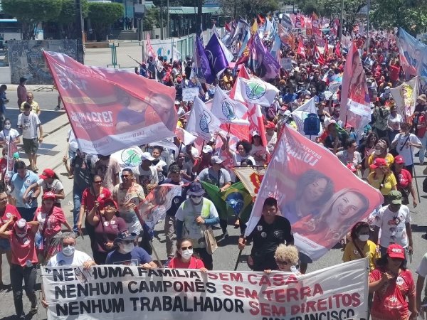 No dia do bicentenário da independência do Brasil, o Grito dos Excluídos e das Excluídas voltou às ruas do país, na sua 28.ª edição, com o lema «Independência para quem?». O objectivo é denunciar as desigualdades estruturais, reivindicar soberania e lutar contra as mais variadas formas de exclusão prevalecentes. Fortaleza, Brasil, 7 de Setembro de 2022. 