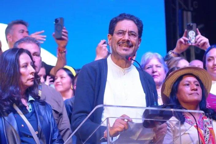 Iván Cepeda Colômbia eleições extrema-direita