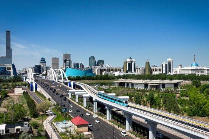 metro de superfície Astana China infra-estruturas transportes