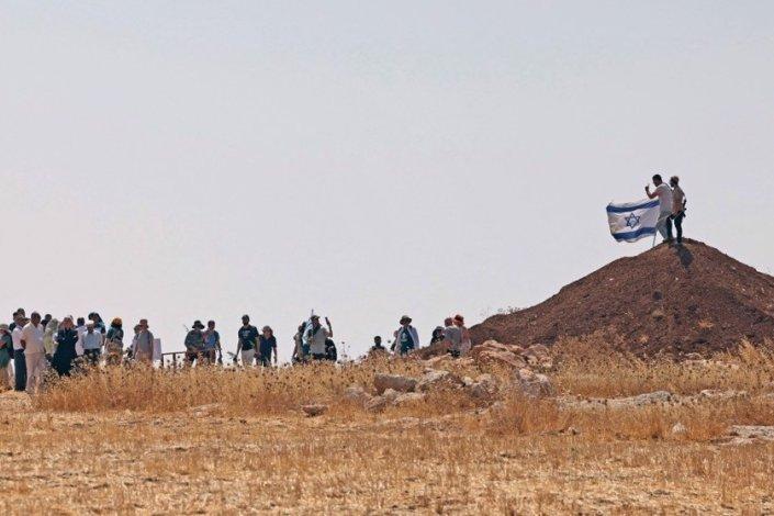 Cisjordânia colonos Israel ocupação