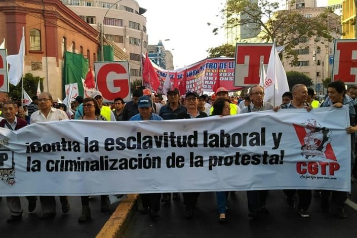 A greve geral desta quinta-feira no Peru ficou marcada por várias acções de protesto e grandes manifestações, nomeadamente em Lima 