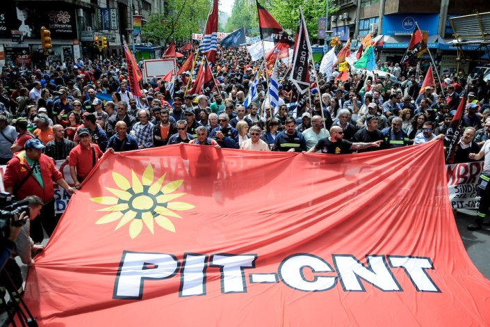 O Plenário Intersindical de Trabalhadores – Central Nacional de Trabalhadores (PIT-CNT) classificou a greve geral desta terça-feira como um «êxito» (foto de arquivo) 