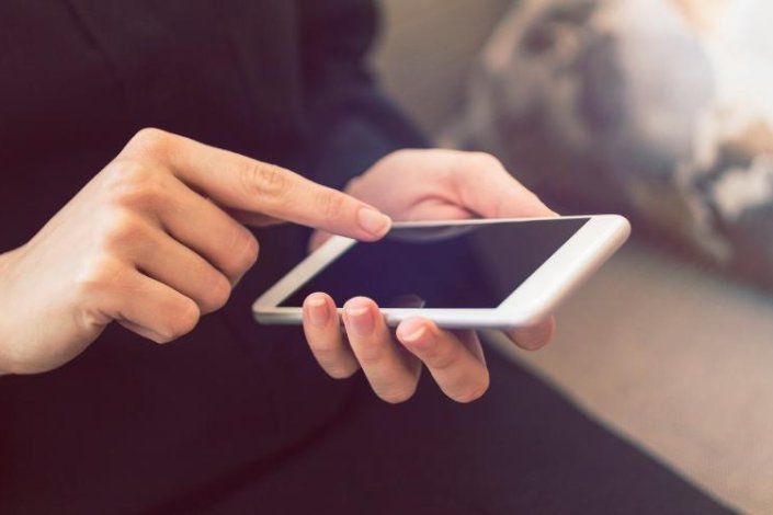 A deputada do PCP, Rita Rato, recusou a proposta do PS, defendendo que a iniciativa dos socialistas permitiria «abrir brechas» no período de descanso do trabalhador.