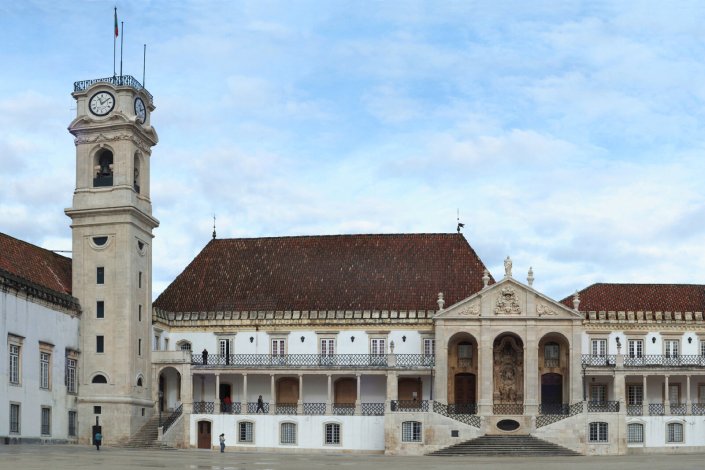 O aumento das propinas foi acompanhado de cortes no investimento público em educação