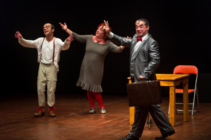 Mythos, obra de inspiração clownesca e de criação original, com direcção artística de Joseph Collard