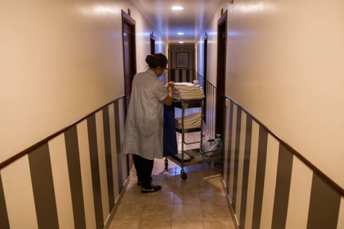 Dos 1140 casos registados de doença profissional na Comunidade de Madrid em 2018 no sector dos serviços, 760 foram de mulheres (imagem de arquivo)