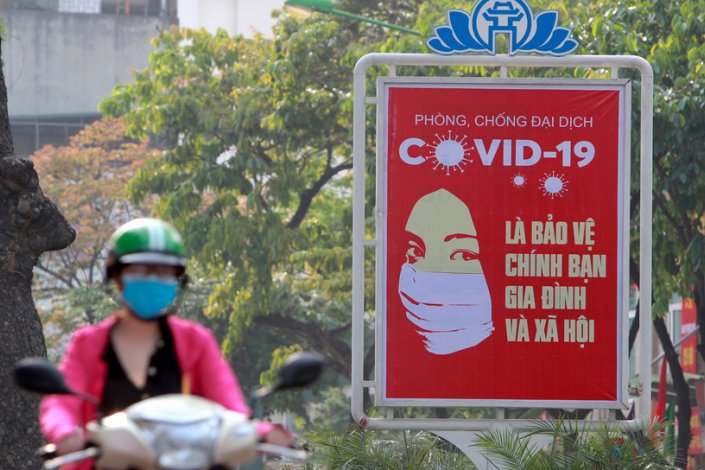 De acordo com os dados oficiais, o Vietname é um dos países que com mais êxito tem feito frente à pandemia, promovendo ainda a cooperação internacional no combate à Covid-19 