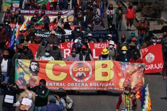 «O problema do país não é o coronavírus, o problema é este governo incapaz», denunciou o líder da Central Obrera Boliviana