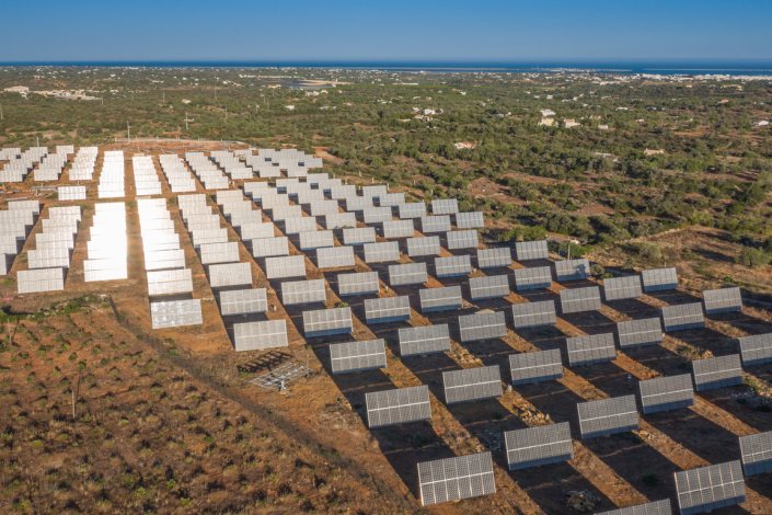A central solar fotovoltaica de Estói (Algarve) foi inaugurada em 2015