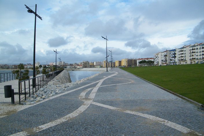 Tal como noutras localidades, a freguesia de Santo André foi subtraída à revelia dos interesses da população