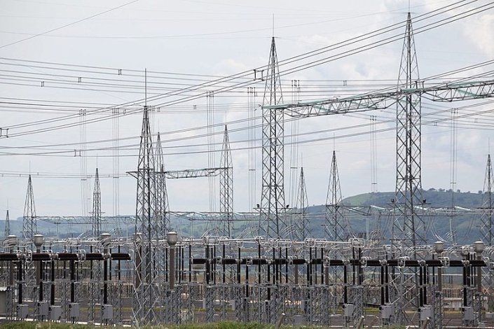 Despedimento de técnicos de manutenção e operadores de subestação coloca o sistema em risco 