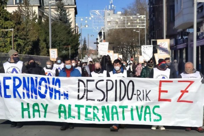 Trabalhadores da Aernnova num manifestação contra os despedimentos