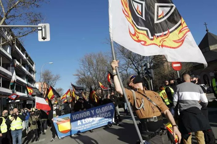 Marcha em honra da Divisão Azul reuniu cerca de 300 neonazis em Madrid