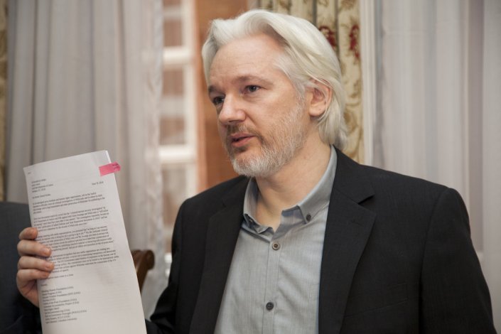 Julian Assange está retido na embaixada equatoriana em Londres desde 2012 e teme represálias