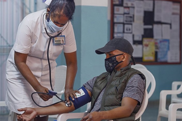 No Dia Mundial da Saúde, as autoridades cubanas destacaram o que foi alcançado na Ilha, em termos de infra-estruturas e recursos humanos, bem como aquilo que é pedido pela OMS: que a equidade na saúde seja a peça central da recuperação da Covid-19 