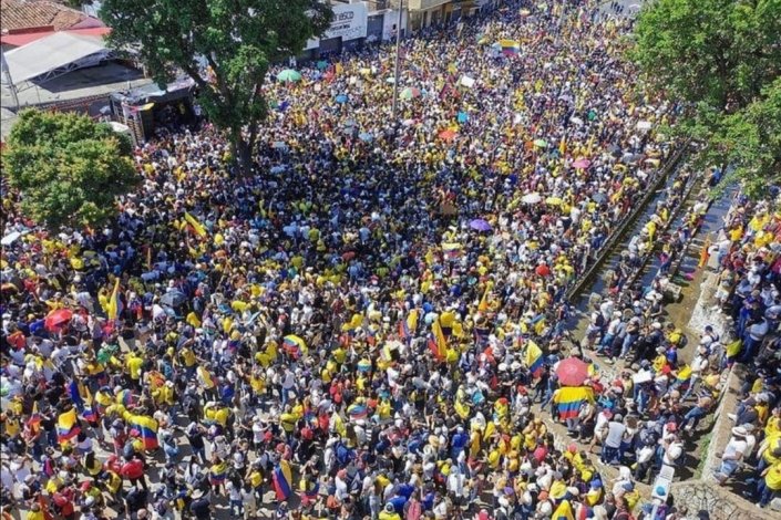No Dia do Trabalhador, Cáli respondeu à repressão com uma manifestação massiva