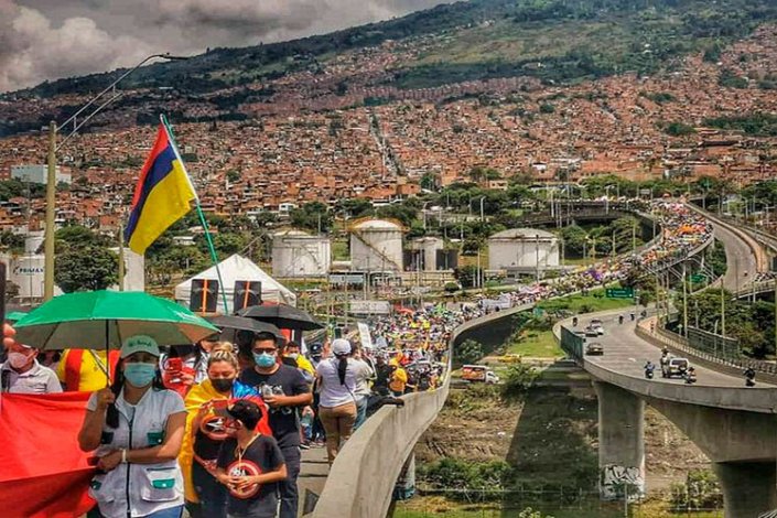 As mobilizações contra as políticas neoliberais de Iván Duque fizeram-se sentir em muitas cidades do país sul-americano