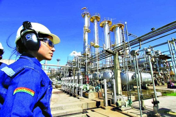 Luís Arce aposta na industrialização com justiça social e quer que as universidades participem no desenvolvimento do país, ao serviço dos interesses do povo