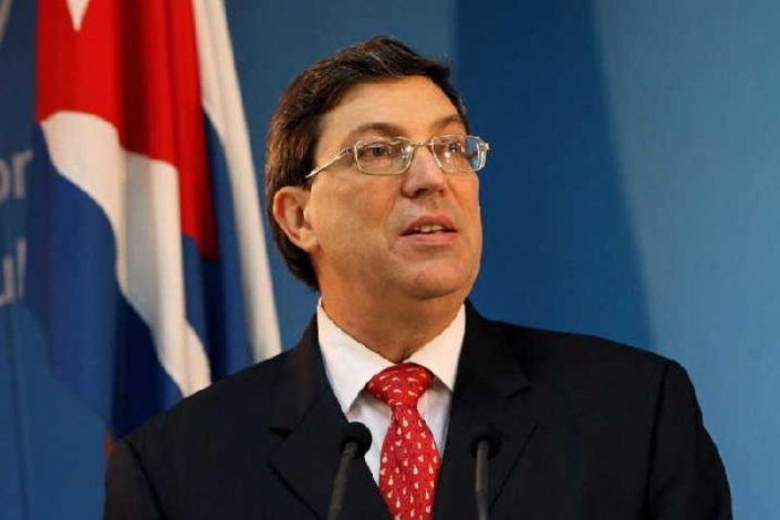 O ministro cubano dos Negócios Estrangeiros, Bruno Rodríguez, responsabilizou a administração norte-americana pelo ataque à Embaixada do seu país em França e desmentiu as notícias ontem postas a circular sobre «levantamentos populares» em vários pontos no país