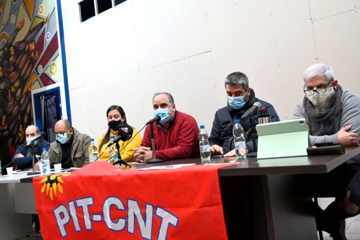 Num encontro promovido pela central PIT-CNT, denunciou-se o ajuste do capital com o trabalho em tempo de governo de direita